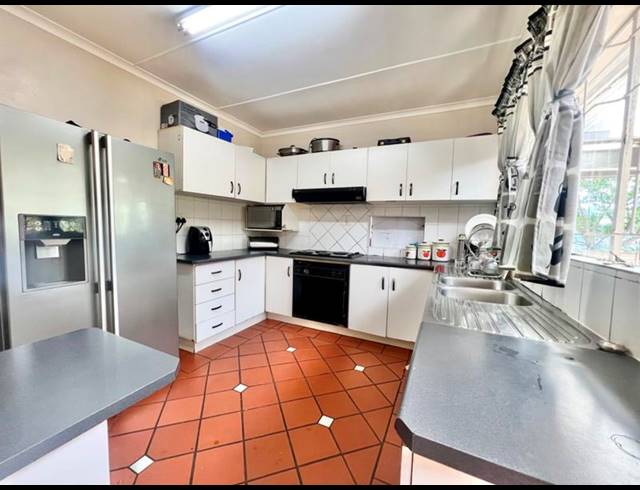 3 BEDROOM HOUSE FOR SALE IN NORTHDALE